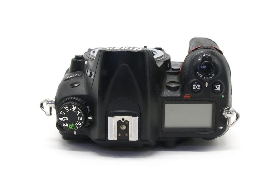 Nikon D7000 body (пробег 80290 кадров)