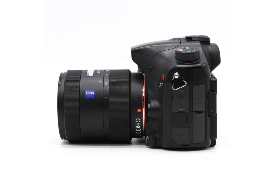Sony A77 kit T8*16-80mm f/3.5-4.5 ZA DT Carl Zeiss (SAL-1680Z)