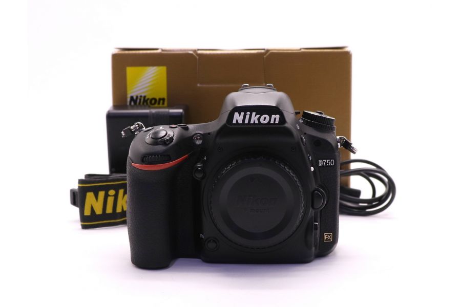 Nikon D750 body в упаковке (пробег 95685 кадров)