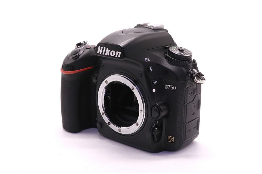 Nikon D750 body в упаковке (пробег 95685 кадров)