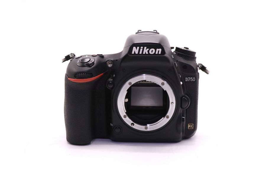 Nikon D750 body в упаковке (пробег 95685 кадров)