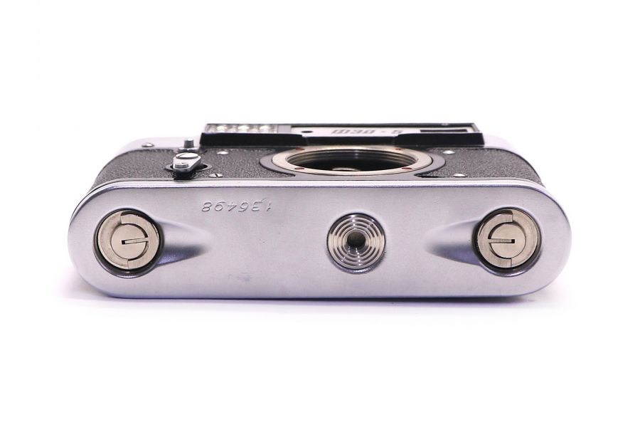 Фотокамера пленочная Фэд 5 body (СССР, 1977)