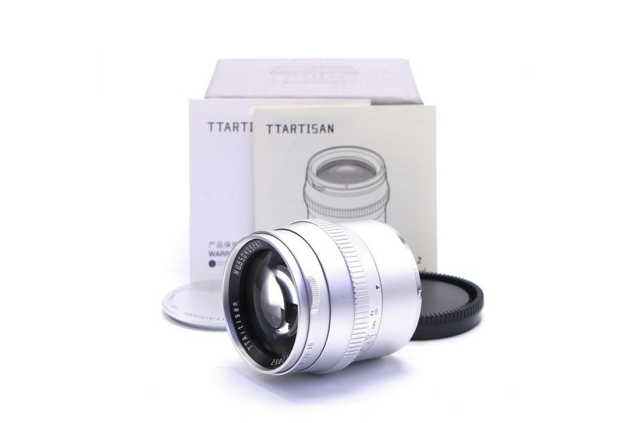 TTArtisan 50mm f/1.2 Sony E в упаковке