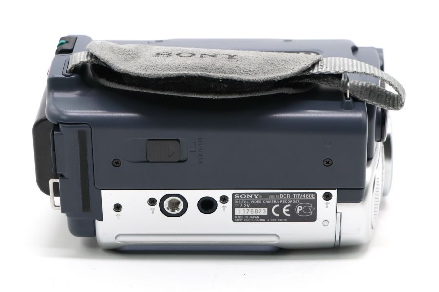 Видеокамера Sony DCR-TRV460E
