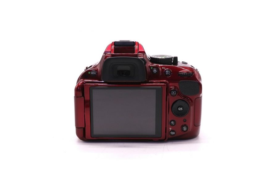 Nikon D5200 kit (пробег 9580 кадров)