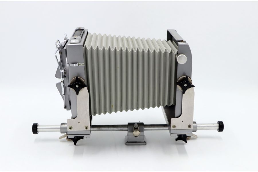 Calumet 4x5 mono rail View Camera with 210MM f6.8