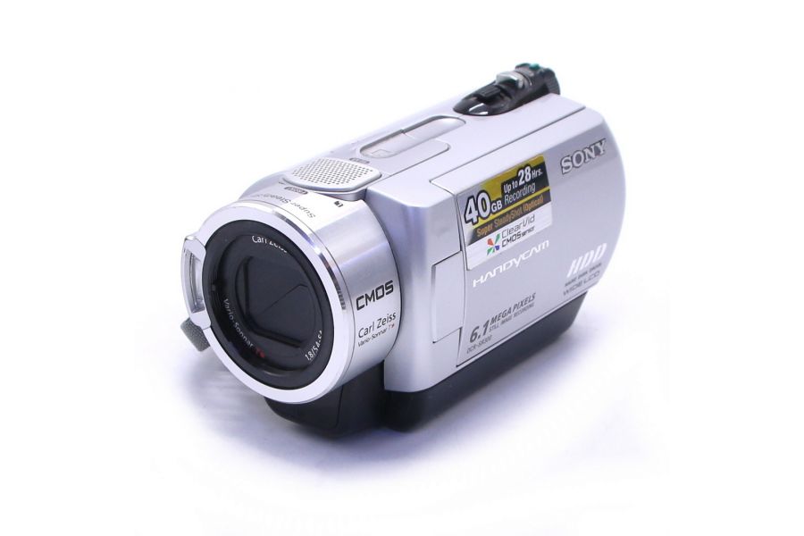 Видеокамера Sony DCR-SR300E в упаковке