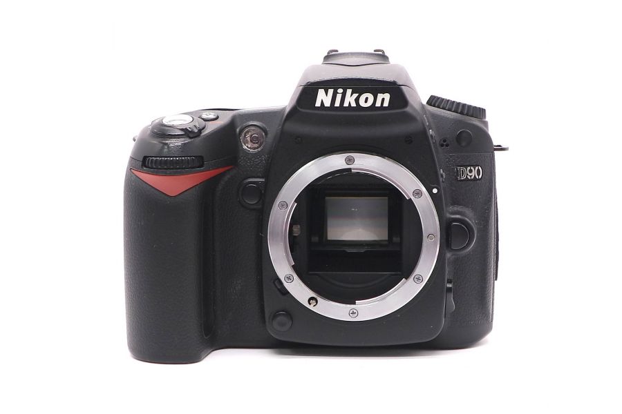 Nikon D90 body в упаковке (пробег 21755 кадров)