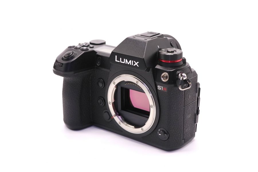 Panasonic Lumix S1R в упаковке (пробег 22430 кадров)