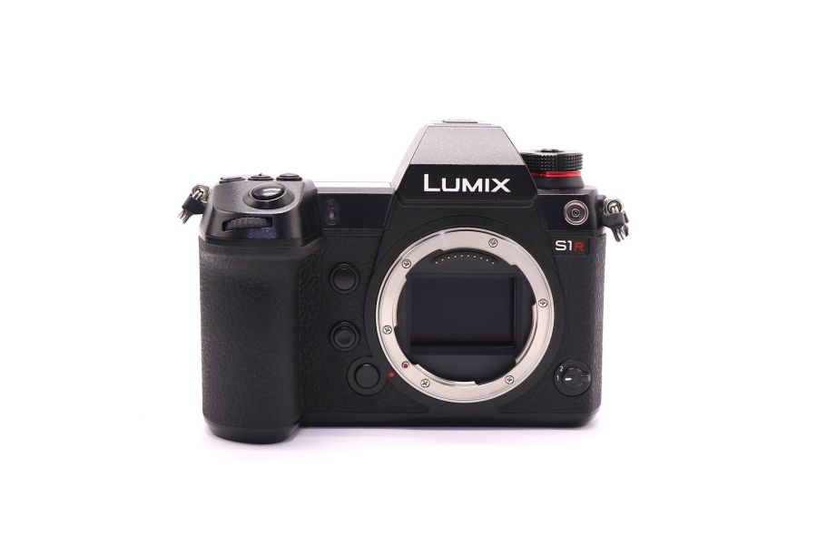 Panasonic Lumix S1R в упаковке (пробег 22430 кадров)