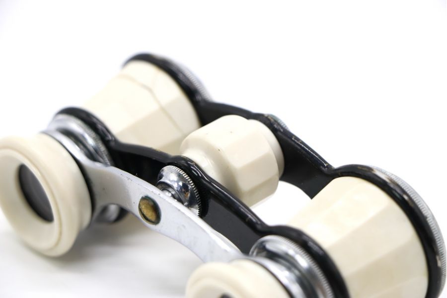 Бинокль театральный 2,5х65