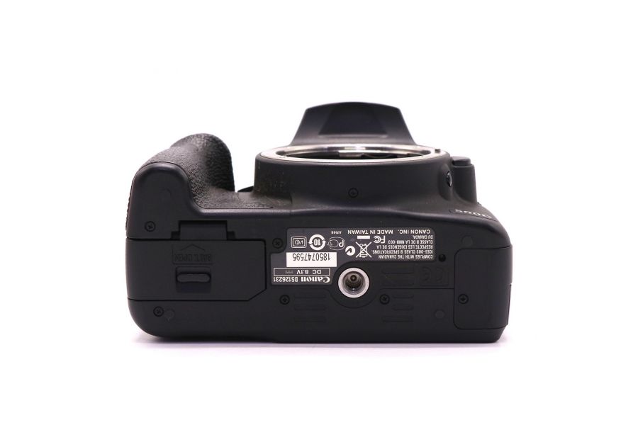 Canon EOS 500D body в упаковке (пробег 17500 кадров)