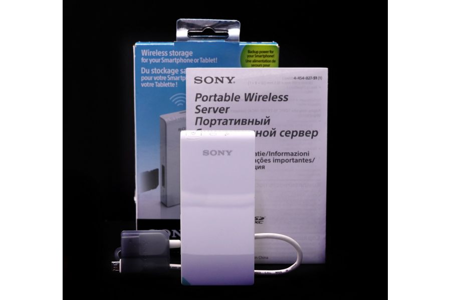 Портативный беспроводной сервер Sony WG-C10 WiFi Hard Drive в упаковке