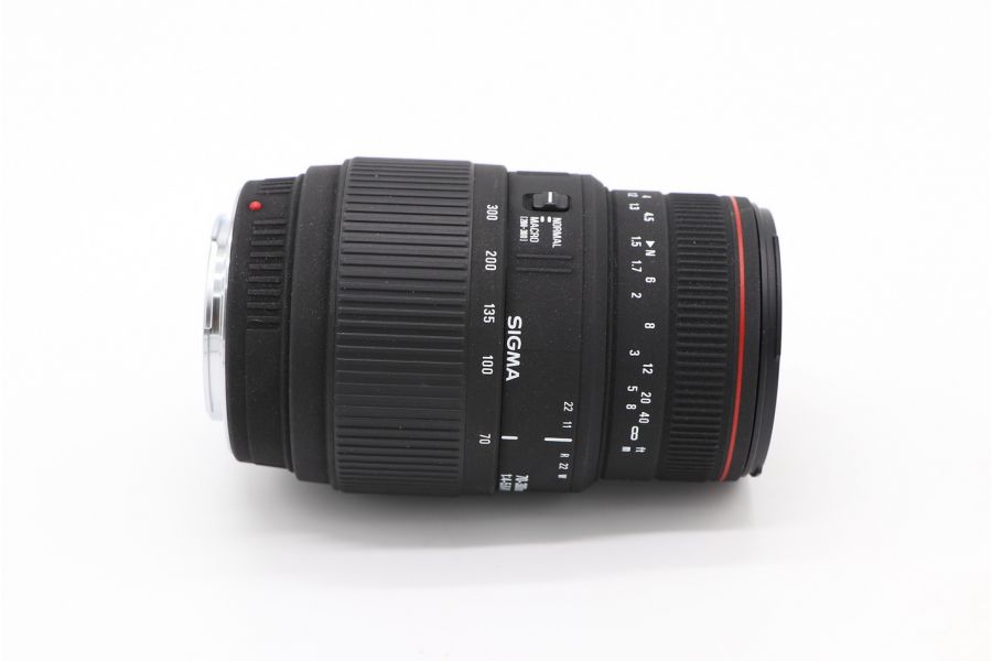 Sigma AF 70-300mm f/4-5.6 APO Macro Super II Sony