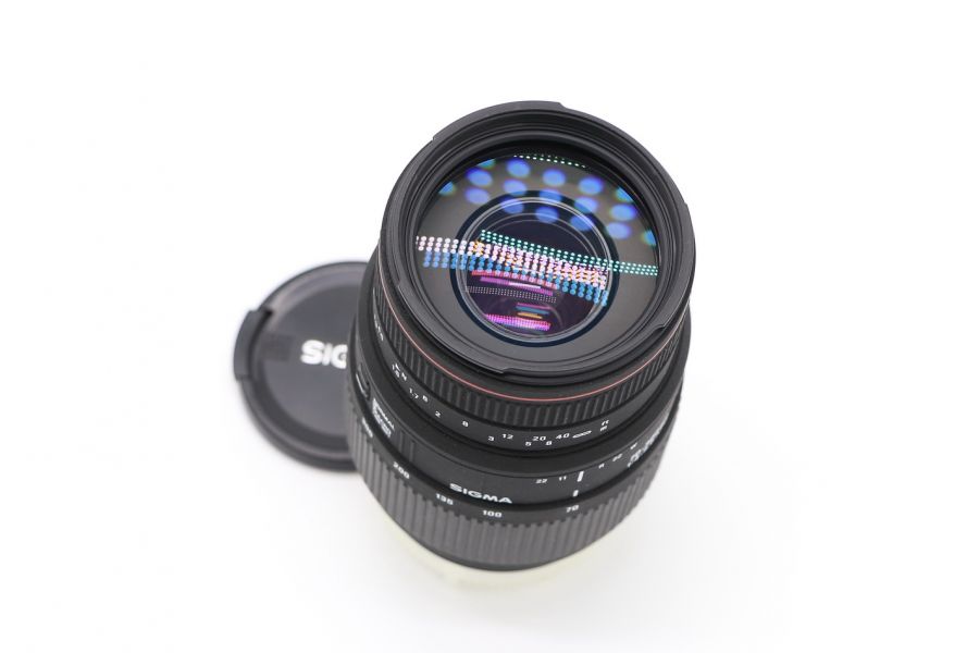 Sigma AF 70-300mm f/4-5.6 APO Macro Super II Sony