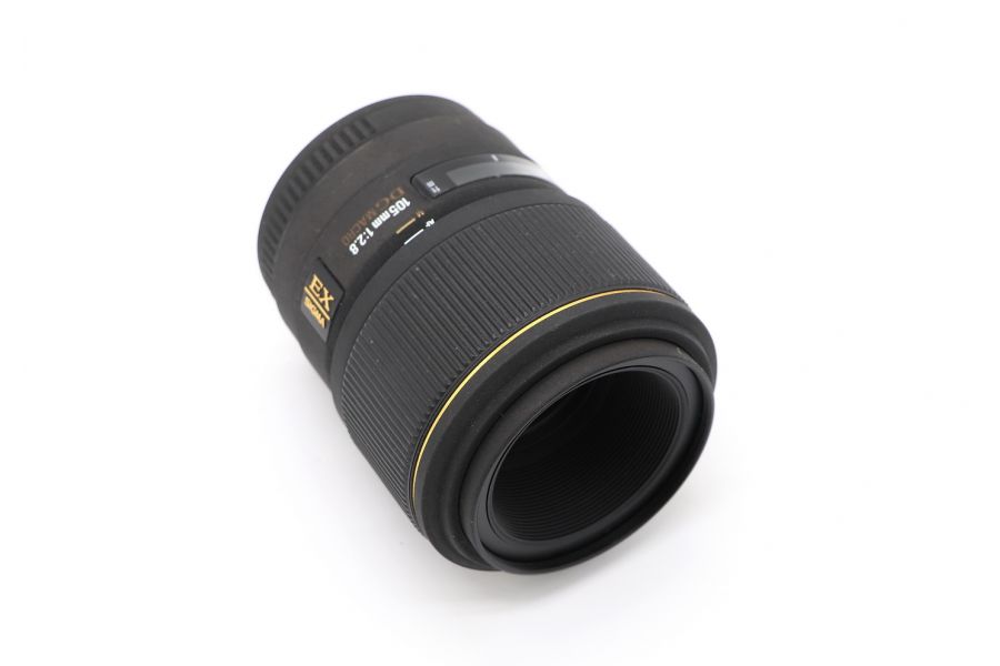 Sigma AF 105mm f/2.8 EX DG Macro for Minolta AF