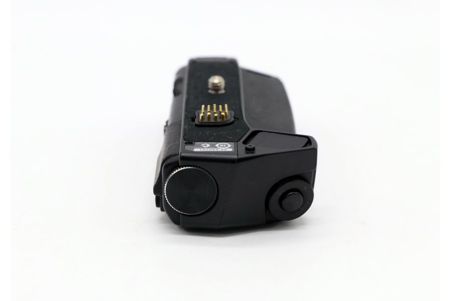 Батарейная ручка Olympus OM-D HLD-6