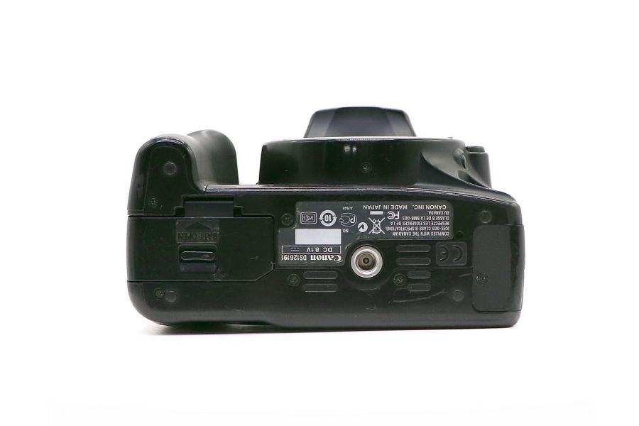 Canon EOS 1000D body (пробег 255190 кадров)