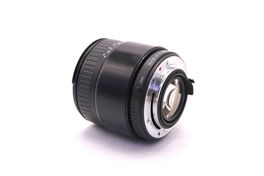 Sigma AF 28mm f/1.8 II Aspherical High-Speed Wide (Japan, 2000)