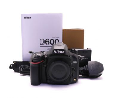 Nikon D600 body в упаковке (пробег 5 кадров) (Thailand)