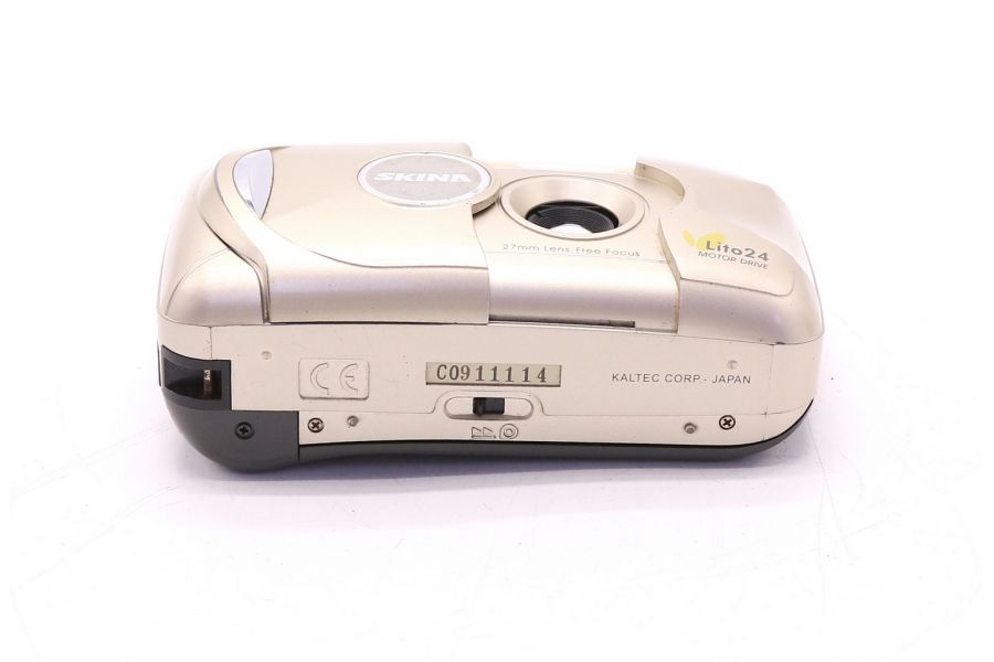 Пленочный фотоаппарат Skina Lito 24 в упаковке 