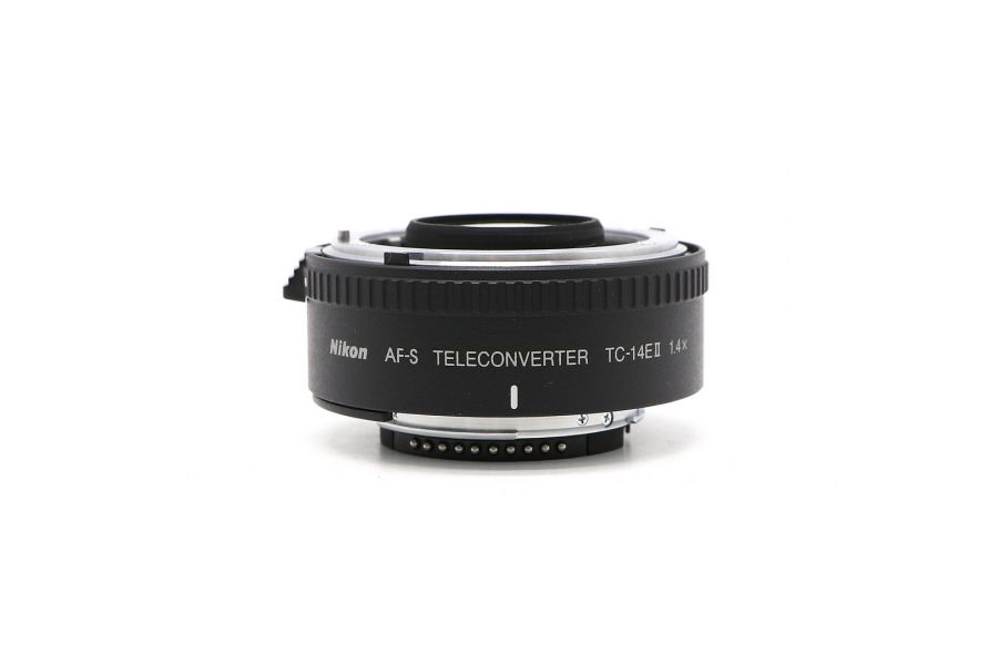 Телеконвертер Nikon TC-14E II 1.4x AF-S в упаковке