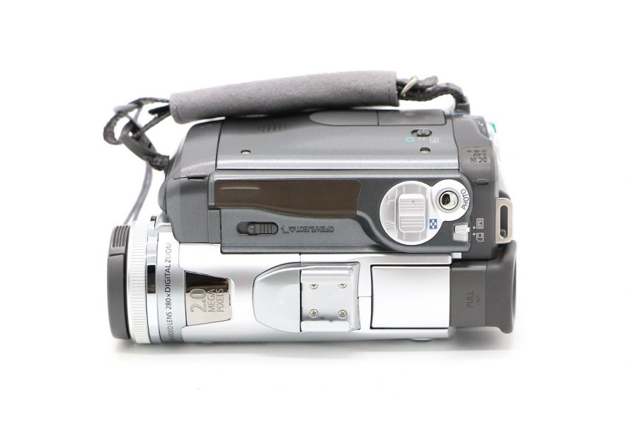 Видеокамера Canon MVX25i