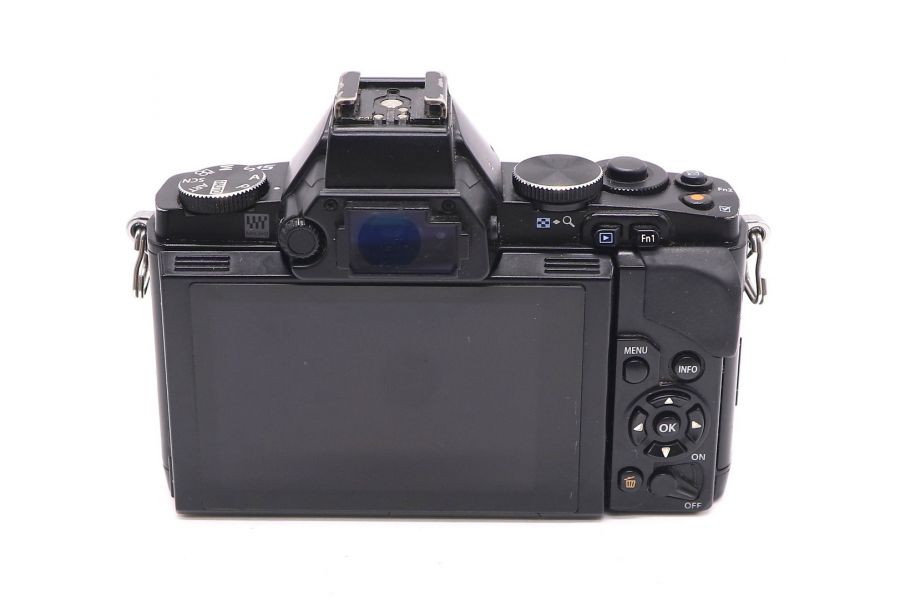 Olympus OM-D E-M5 body (пробег 46075 кадров)