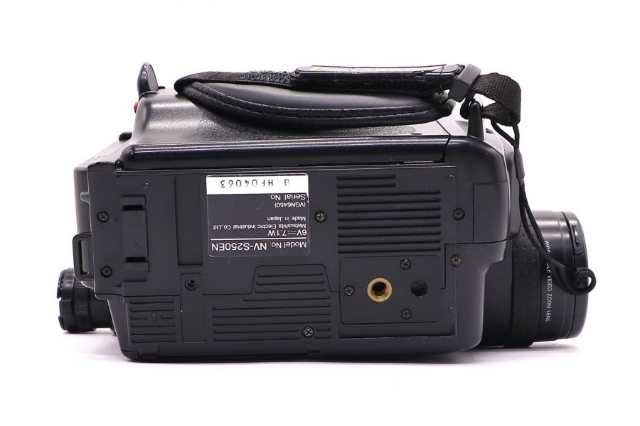 Видеокамера Panasonic NV-S250 (Japan, 1990)