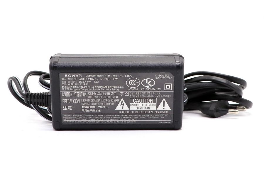 Адаптер питания Sony AC-L15A