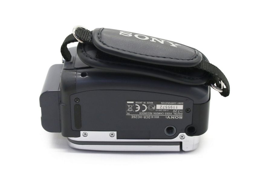 Видеокамера Sony DCR-HC26E