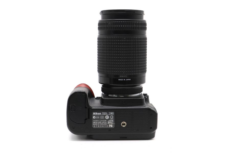 Nikon D90 kit 70-300mm f/4-5.6D ED-IF AF Nikkor