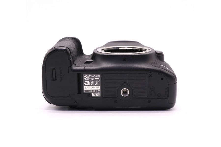 Canon EOS 5D Mark III body в упаковке (пробег 102005 кадров)