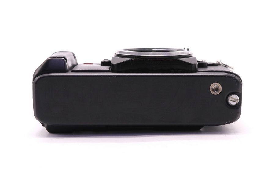 Nikon N2000 body зеркальный плёночный фотоаппарат