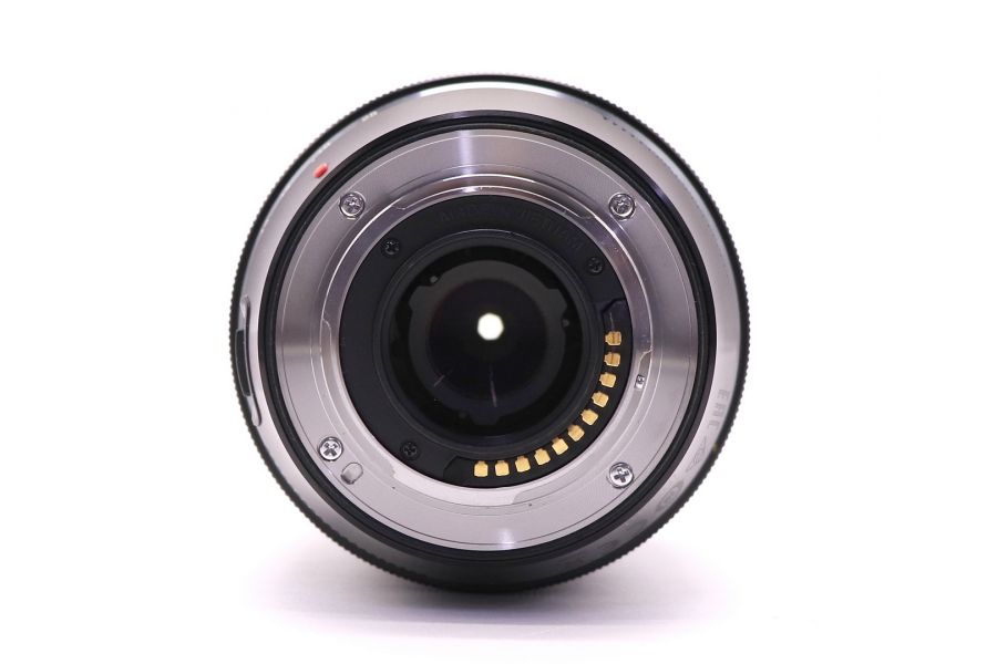 Olympus M.Zuiko Digital 12-40mm f/2.8 PRO в упаковке