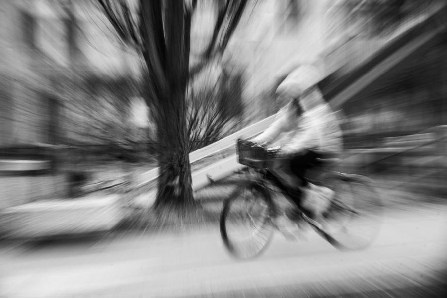 Tokina AF 28-210mm f/3.5-5.6