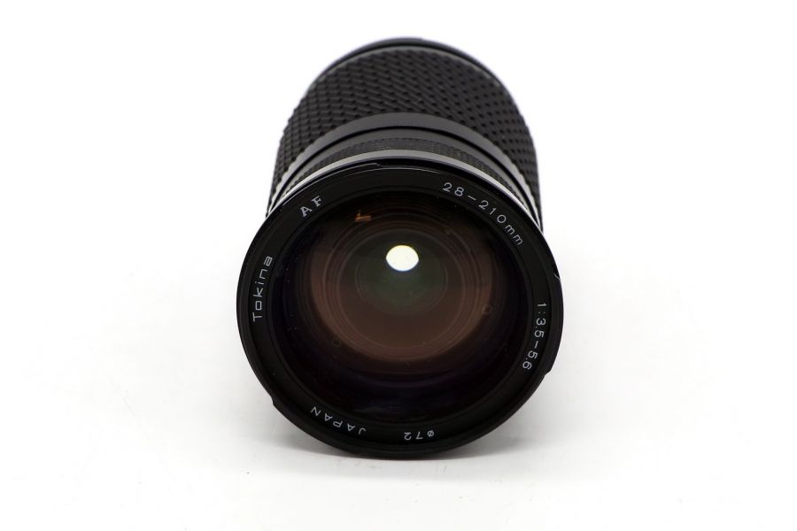 Tokina AF 28-210mm f/3.5-5.6
