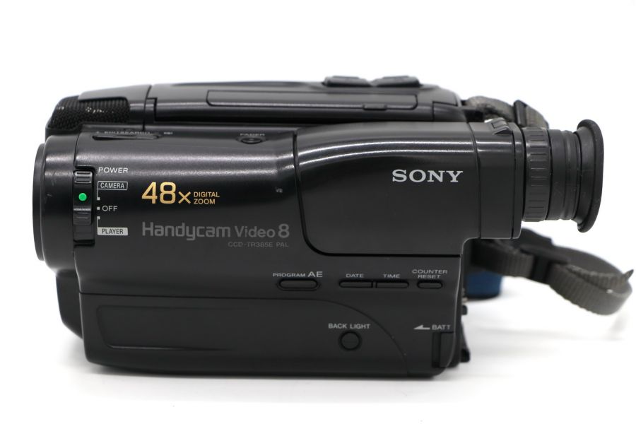 Видеокамера Sony CCD-TR385E