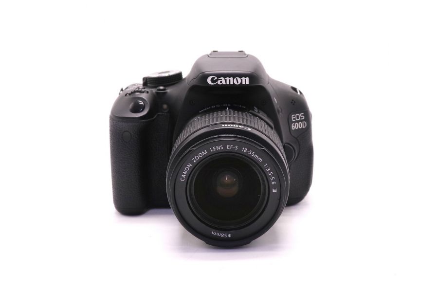 Canon EOS 600D kit (пробег 9500 кадров)