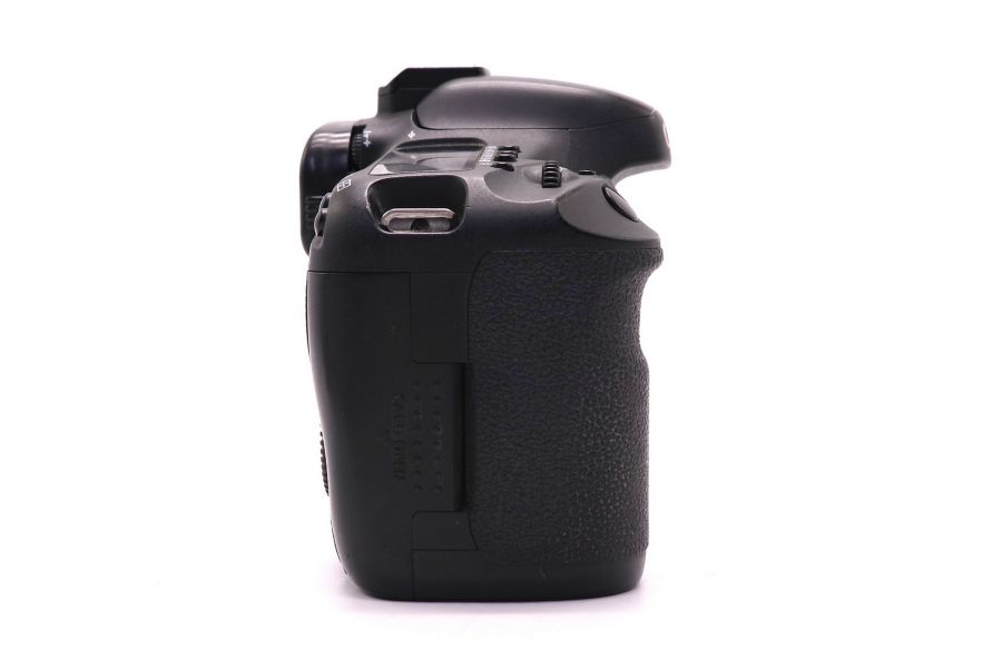 Canon EOS 7D body (пробег 54000 кадров)