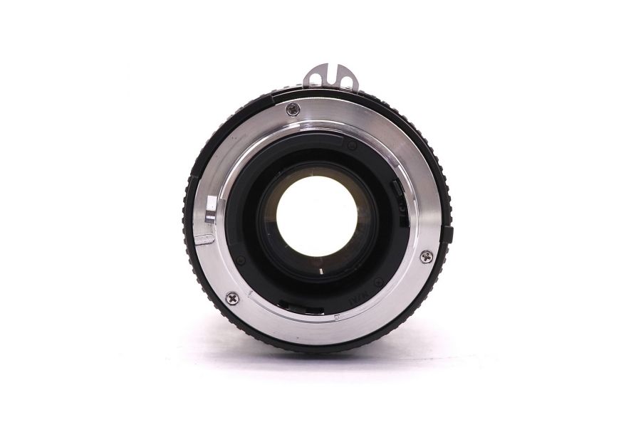 Мануальный объектив Tokina RMC 35-135mm f/3.5-4.5