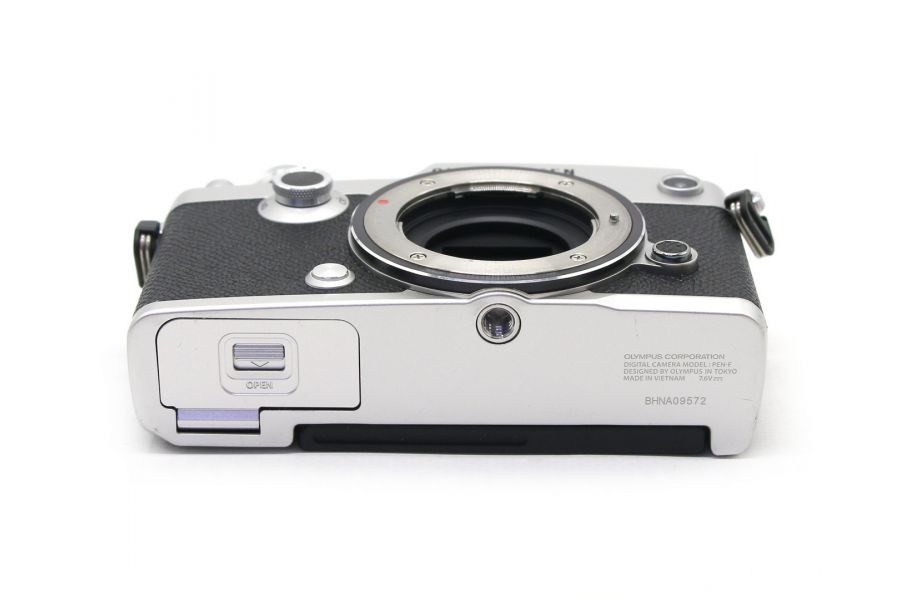 Olympus Pen-F body (пробег 1530 кадров)