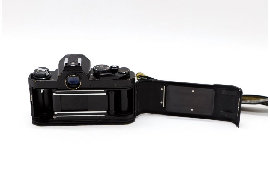 Nikon FM body