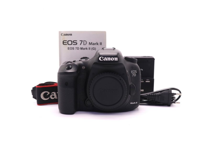 Canon EOS 7D Mark II body (пробег 2335 кадров)