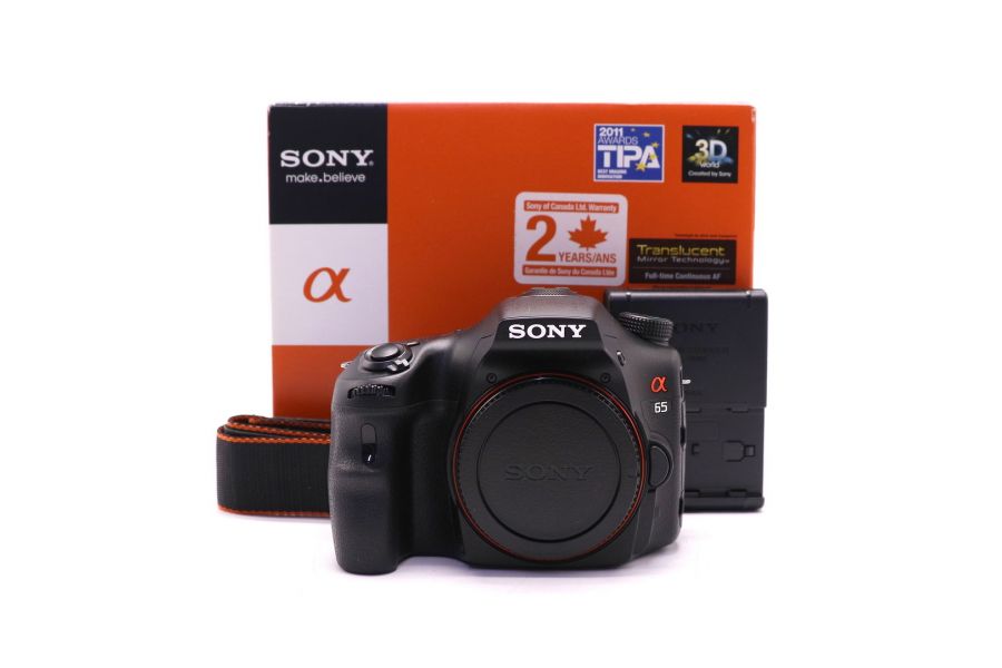 Sony A65 body в упаковке (пробег 1050 кадров)