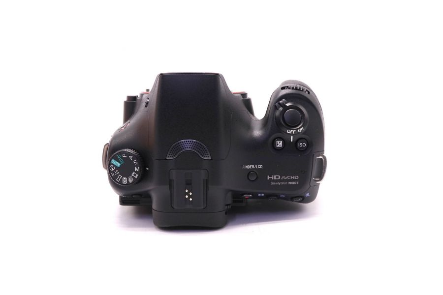 Sony A65 body в упаковке (пробег 1050 кадров)