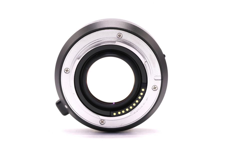 Adapter Viltrox EF-E II в упаковке (Japan)