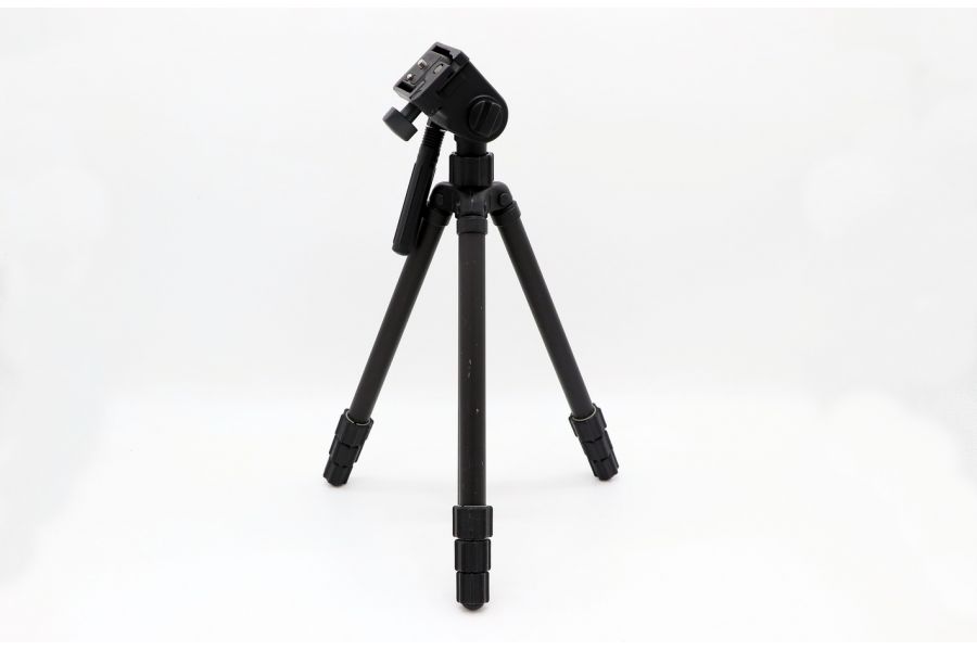 Штатив чёрный 3 колена алюминиевый 86 см