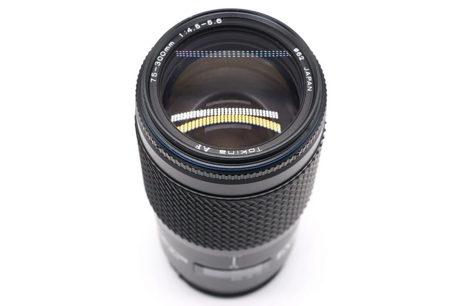 Tokina AF 75-300mm f/4.5-5.6