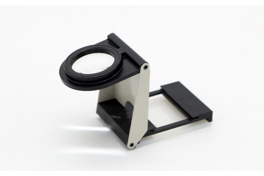 Лупа для просмотра фотопленки 5х (приспособление)